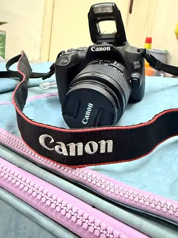 Canon EOS DSLR with 18-55mm Kit Lens and Strap - COMPLETE SET - Good Working Condition