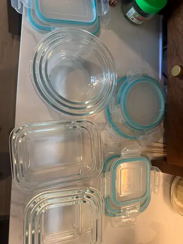 Set of Glass Food Storage Containers with Lids - Various Sizes