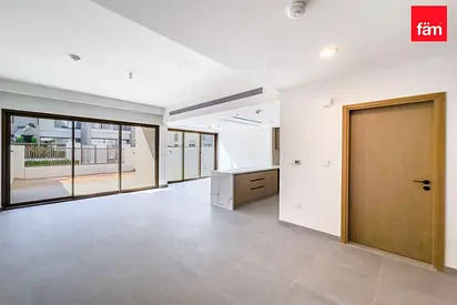 3BR I SINGLE ROW I GREAT LOCATION | LA VIOLETA