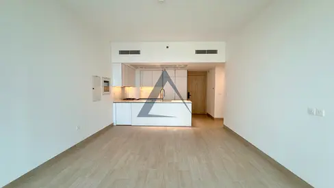 Kitchen Appliances - Bright Unit - Ready to Move