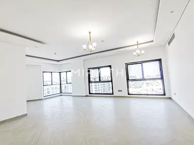 Modern Living | 3BR + Maid | Chiller Free