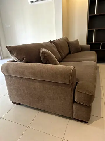 Large Modern Sofa 2.5m – Very Comfortable