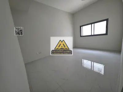 شقة للإيجار بالجرف الصناعية 3 غرفة وصالة ماستر بلكونة مساحة كبيرة حالة ممتازة 32000 درهم 4 دفعات تأمين شيك موقع مميز قريب الخدمات