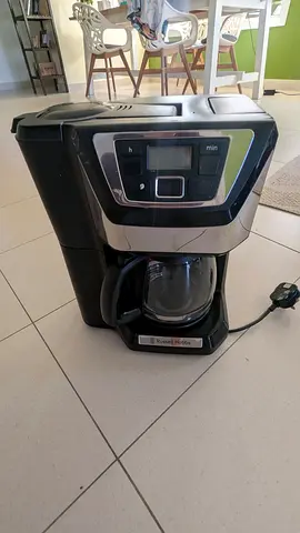 Russell Hobbs Coffee maker - drip with build in grinder.