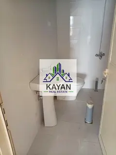 Direct from owner yard + warehouse +labor accommodation - 15000 sq ft - 160 kW power ready - negotia