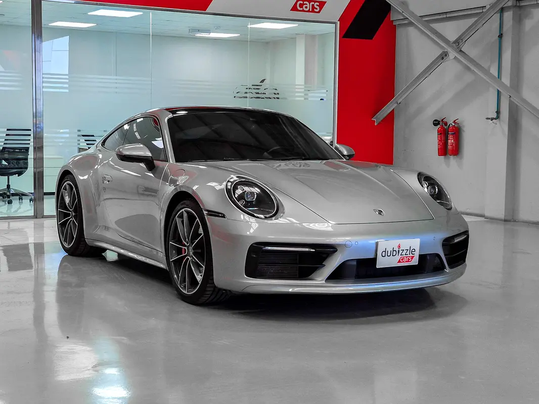 Porsche 911 2020 — photo 1 of 17