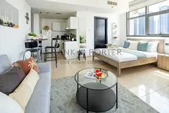 Cozy Studio with Private Balcony in Dubai Marina| Mid-Term Rental, Monthly &amp; Weekley Stays | All