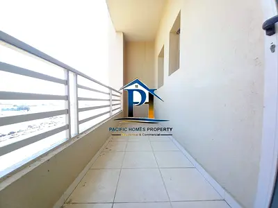 SPACIOUS AND BEAUTIFUL APARTMENT 2BHK+3 BATH+ PARKING AND FREE MAINTENANCE IN 53K ONLY.