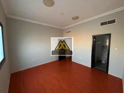 Second apartment for rent at a very excellent price, with a balcony offering a superb view and a master bedroom, all at a very reasonable price.