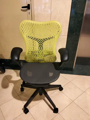 Selling herman miller mirra 2 chair.good condition only little use