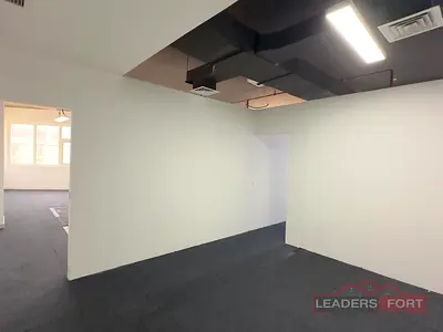 Spacious Office in DIP 1 | 4 Cheques | Parking