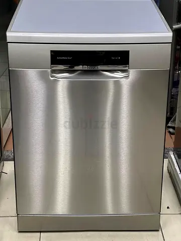 Bosch latest model series 8 Stainless Steel Freestanding Dishwasher - excellent Condition