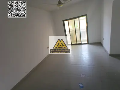 شقة غرفة وصالة للإيجار السنوي في الجرف 3 عجمان، تتميز بسعر منافس وموقع حيوي قريب من السوق الصيني ومركز القبائل، مع سهولة الوصول إلى الشارقة ودبي وطريق