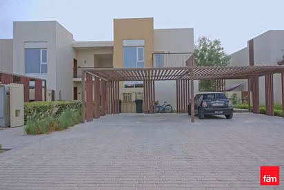 Big Layout | Stunning View | Near the pool