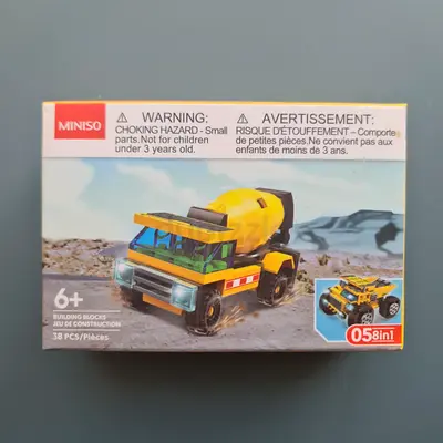Miniso 38-piece Cement Mixer Building Block Toy – 6+ (58-in-1 packaging) Unopened