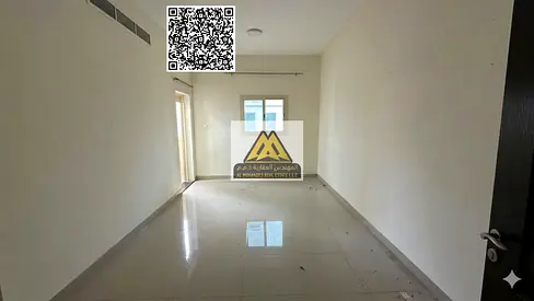 تعد هذه الشقة فرصة ممتازة لمحبي الإطلالات البحرية، حيث تجمع بين المساحة الكبيرة والموقع الحيوي والسعر المناسب، مما يوفر تجربة سكن مريحة ومميزة.
