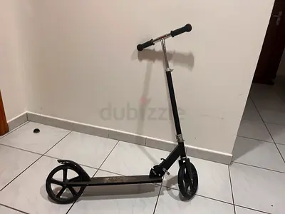 Manual Foldable Kick Scooter with Large Wheels - Good Condition