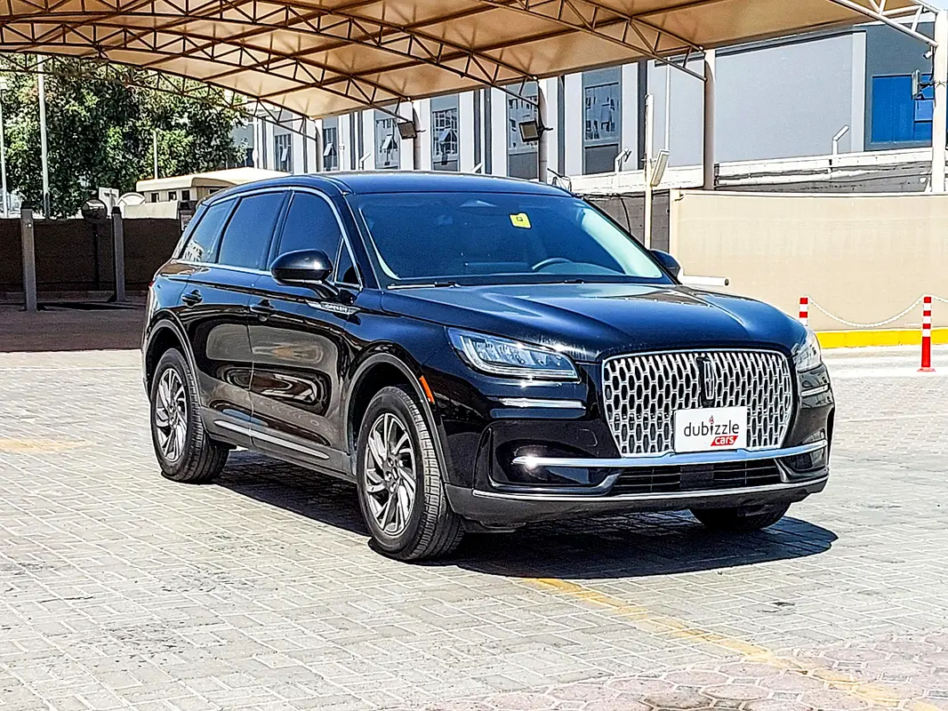 Lincoln Corsair 2023 — photo 1 of 15