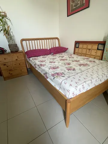 Solid wood twin bed with mattress