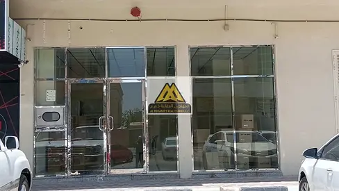 محل في موقع مميز |  منطقة حيوية ومأهولة بالسكان | مناسبة لمختلف الاستخدامات التجارية