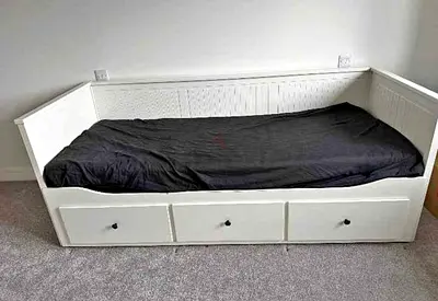 IKEA Hamnes Day bed with 3 storage drawers underneath and with 2 IKEA mattresses