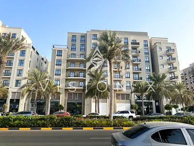 Chic | Walkable Area | Smart Layout