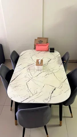 Marble-effect Dining Table with 6 Chairs - Very Good Condition