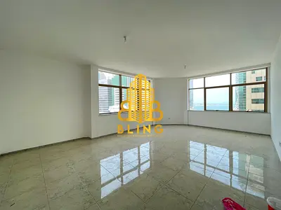 Spacious 3BHK With 1 Master BR, Balcony & Built-In Cupboards