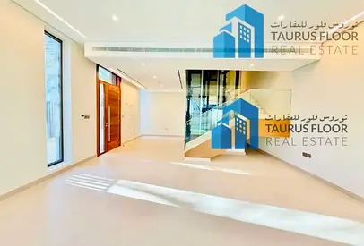 Luxury 4+Maid New Villa With Private Lift