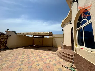 Family Villa 3 Bedrooms and Living Hall in Quiet Al Riffa
