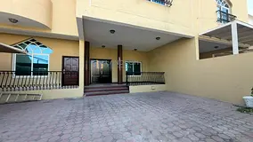 Spacious 5 Bedroom Villa | Courtyard | Maid’s &amp; Driver’s Room | Prime Mankhool Location