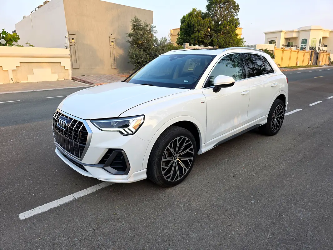 Audi Q3 2024 — photo 1 of 14