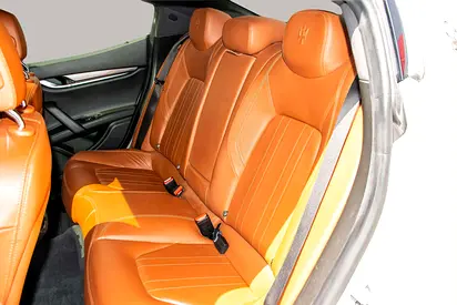 صورة مصغرة 13 لـ 2019 Maserati GHIBLI