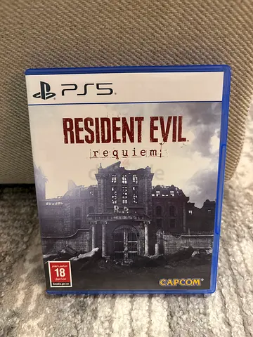 Resident Evil Re:quiеm (PS5) - Physical Copy