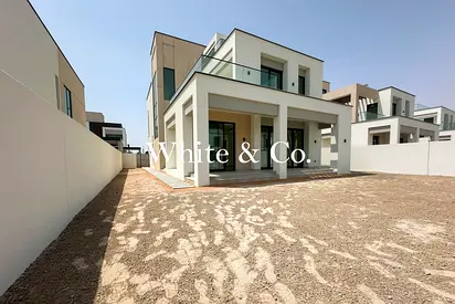 Large Plot | Vacant Soon | Single Row