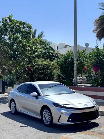 Toyota Camry - GCC Specs- hybrid