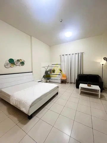 PREMIUM FURNISHED STUDIO – READY TO MOVE | FAMILY BUILDING | EMIRATES CLUSTER