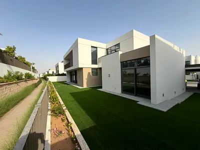 Location I Type B Large Plot I Next to Pool Park
