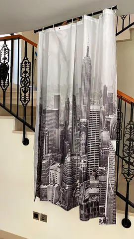 Bath curtain