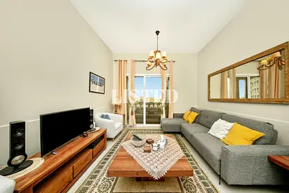 Fully Furnished | Corner Unit | Great Location
