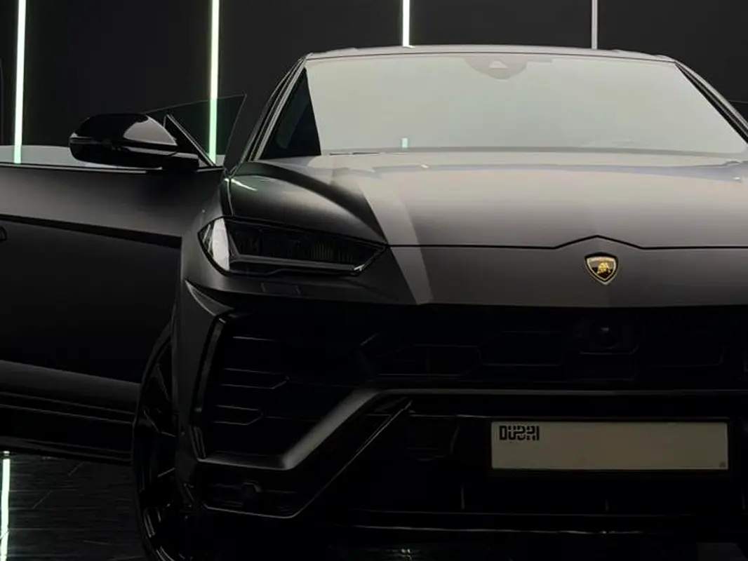 Lamborghini Urus 2020 — photo 1 of 13
