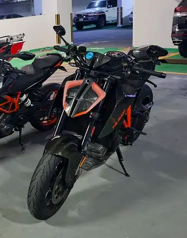 KTM 1290 Super Duke R - Direct from owner
