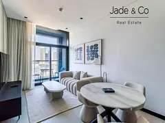 Community Expert | Burj &amp; Canal View