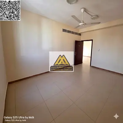 مساحة كبيرة جدا | علي الطريق الرئيسي مباشرة | تكييف مركزي | موقع مميز مناسب جدا للعائلات لقربه من كافة الخدمات