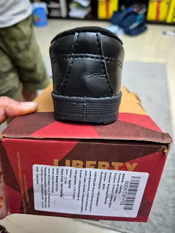 School shoes  EU 27