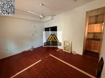 مساحة كبيرة مع مطبخ شبه منفصل تصميم ممتاز وسعر مميز