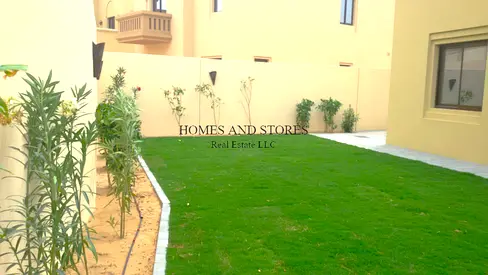 Corner Unit | Largest plot size | Private | Vacant