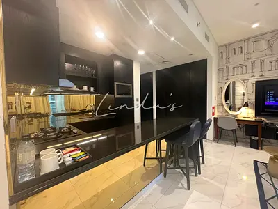 Inc bills & Amenities| Luxury unit|4 cheq |Balcony