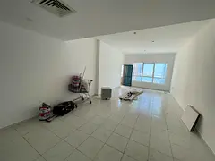 Free parking and a maid’s room, 4 bathrooms, master bedrooms, very spacious layout, open view, mod