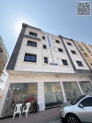 لجميع الجنسيات و بدخل جيد بنايه جديده للبيع بتلال الشارقه